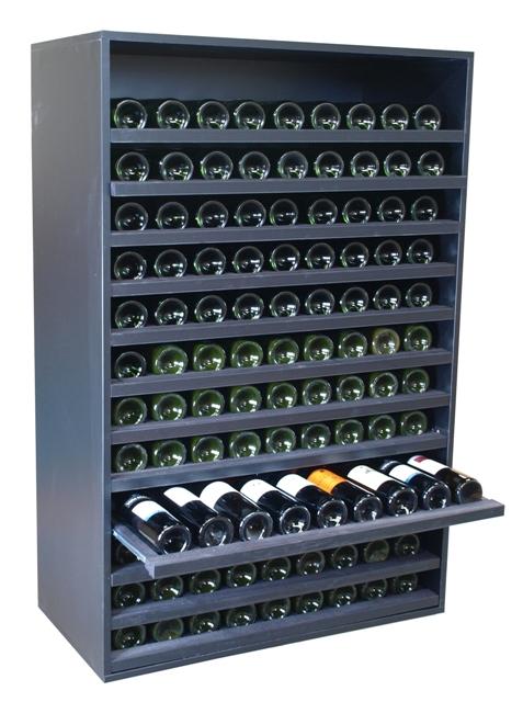 Botellero para 108 botellas.