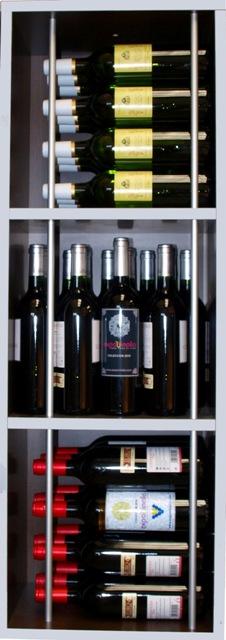 Estantería 3 huecos para 36 botellas.