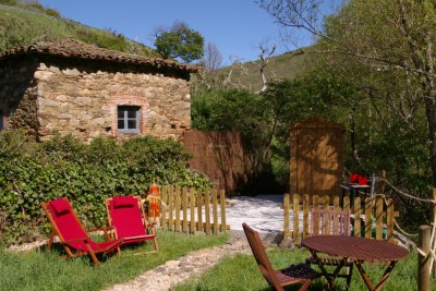 Enoturismo con alojamiento en Casa Rural Aguas Frías **** para 2 personas