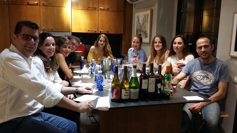 Cata de vino en tu casa de Sevilla